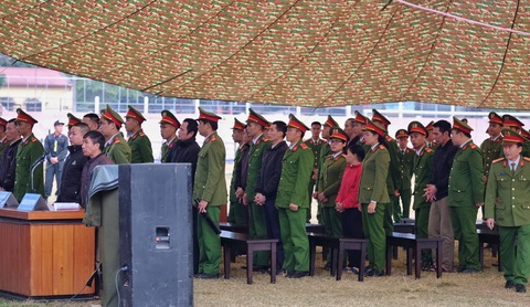 Chủ mưu Vì Văn Toán nói bà Hiền biết con gái đi giao gà bị bắt cóc - Ảnh 2. Chủ mưu Vì Văn Toán nói bà Hiền biết con gái đi giao gà bị bắt cóc - Ảnh 2.