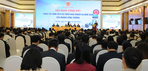Thủ tướng yêu cầu không để mất thị trường bán lẻ Việt Nam - Ảnh 1. Thủ tướng yêu cầu không để mất thị trường bán lẻ Việt Nam - Ảnh 1.