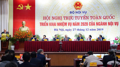 Mỗi năm cả nước giảm 10.000 biên chế - Ảnh 1. Mỗi năm cả nước giảm 10.000 biên chế - Ảnh 1.