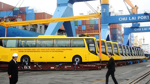 Xuất khẩu xe buýt thương hiệu Việt sang Philippines - Ảnh 4. Xuất khẩu xe buýt thương hiệu Việt sang Philippines - Ảnh 4.