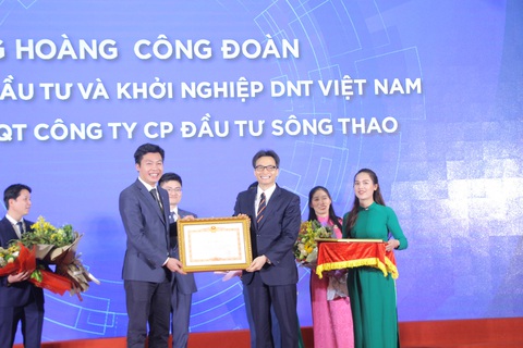72 gương mặt nhận giải Doanh nhân trẻ khởi nghiệp xuất sắc - Ảnh 2. 72 gương mặt nhận giải Doanh nhân trẻ khởi nghiệp xuất sắc - Ảnh 2.