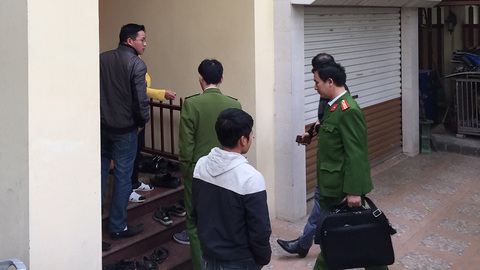 Chánh văn phòng Thành ủy Hà Nội tiếp tay cho Nhật Cường thế nào? - Ảnh 1. Chánh văn phòng Thành ủy Hà Nội tiếp tay cho Nhật Cường thế nào? - Ảnh 1.