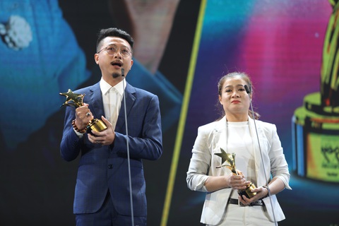 Gái già lắm chiêu và Ngũ hợi tấn hỉ thắng lớn tại giải Ngôi sao xanh - Ảnh 2. Gái già lắm chiêu và Ngũ hợi tấn hỉ thắng lớn tại giải Ngôi sao xanh - Ảnh 2.
