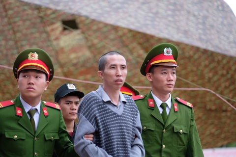 Chính thức tuyên 6 án tử hình vụ cưỡng bức, sát hại nữ sinh giao gà - Ảnh 3. Chính thức tuyên 6 án tử hình vụ cưỡng bức, sát hại nữ sinh giao gà - Ảnh 3.