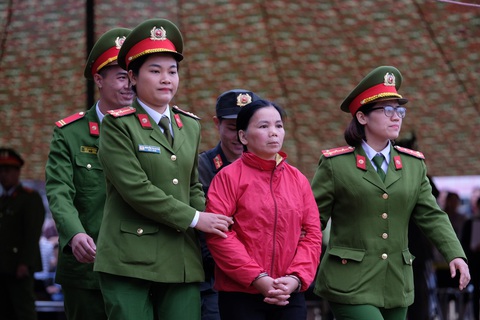 Chính thức tuyên 6 án tử hình vụ cưỡng bức, sát hại nữ sinh giao gà - Ảnh 4. Chính thức tuyên 6 án tử hình vụ cưỡng bức, sát hại nữ sinh giao gà - Ảnh 4.