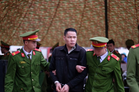 Chính thức tuyên 6 án tử hình vụ cưỡng bức, sát hại nữ sinh giao gà - Ảnh 2. Chính thức tuyên 6 án tử hình vụ cưỡng bức, sát hại nữ sinh giao gà - Ảnh 2.