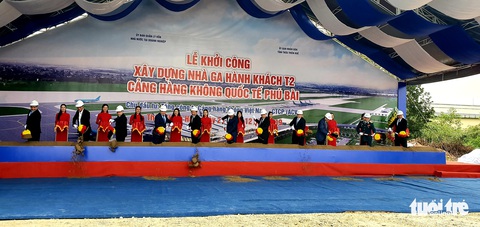 Bắt đầu mở rộng sân bay Phú Bài với 2.250 tỉ - Ảnh 1. Bắt đầu mở rộng sân bay Phú Bài với 2.250 tỉ - Ảnh 1.