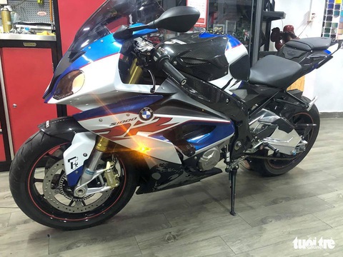 Trộm dùng chiêu mới đột nhập lấy môtô BMW hơn nửa tỉ đồng - Ảnh 2. Trộm dùng chiêu mới đột nhập lấy môtô BMW hơn nửa tỉ đồng - Ảnh 2.