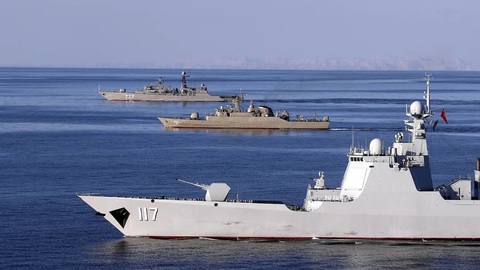 Iran thề bắn hạ máy bay dám do thám cuộc tập trận Nga - Trung - Iran - Ảnh 1. Iran thề bắn hạ máy bay dám do thám cuộc tập trận Nga - Trung - Iran - Ảnh 1.