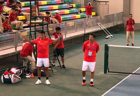 Quần vợt SEA Games bị hoãn 4 lần vì trời mưa bão - Ảnh 4. Quần vợt SEA Games bị hoãn 4 lần vì trời mưa bão - Ảnh 4.