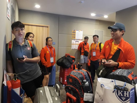 Ban tổ chức SEA Games họp khẩn, mời 3 đội ra khỏi làng vận động viên vì... quá tải - Ảnh 1. Ban tổ chức SEA Games họp khẩn, mời 3 đội ra khỏi làng vận động viên vì... quá tải - Ảnh 1.