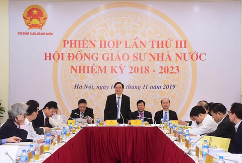424 giáo sư, phó giáo sư được công nhận năm 2019 - Ảnh 1. 424 giáo sư, phó giáo sư được công nhận năm 2019 - Ảnh 1.