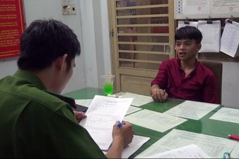 Tạm giữ 5 thanh niên hỗn chiến khiến một người tử vong - Ảnh 1. Tạm giữ 5 thanh niên hỗn chiến khiến một người tử vong - Ảnh 1.