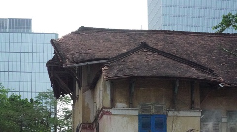 Quận 1 thu hồi văn bản loại hơn 100 biệt thự cũ khỏi chương trình bảo tồn - Ảnh 1. Quận 1 thu hồi văn bản loại hơn 100 biệt thự cũ khỏi chương trình bảo tồn - Ảnh 1.