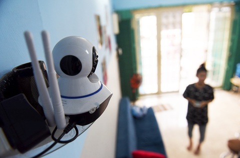 Coi chừng lỗ hổng camera lộ video riêng tư - Ảnh 1. Coi chừng lỗ hổng camera lộ video riêng tư - Ảnh 1.