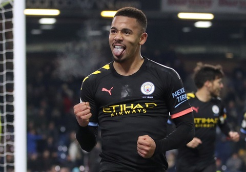 Đè bẹp Burnley, M.C thu hẹp khoảng cách với Liverpool - Ảnh 1. Đè bẹp Burnley, M.C thu hẹp khoảng cách với Liverpool - Ảnh 1.