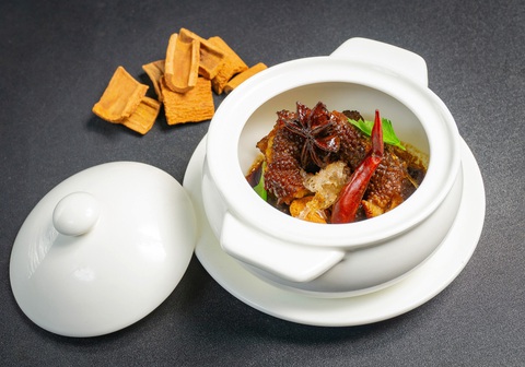 Ngắm những món ăn cung đình sang chảnh của đầu bếp Top Chef Vietnam - Ảnh 7. Ngắm những món ăn cung đình sang chảnh của đầu bếp Top Chef Vietnam - Ảnh 7.