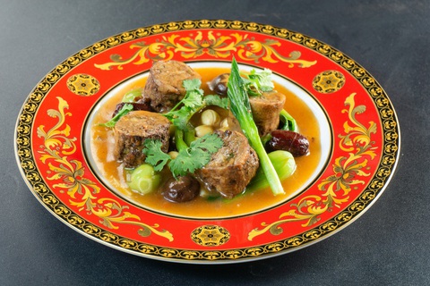 Ngắm những món ăn cung đình sang chảnh của đầu bếp Top Chef Vietnam - Ảnh 5. Ngắm những món ăn cung đình sang chảnh của đầu bếp Top Chef Vietnam - Ảnh 5.