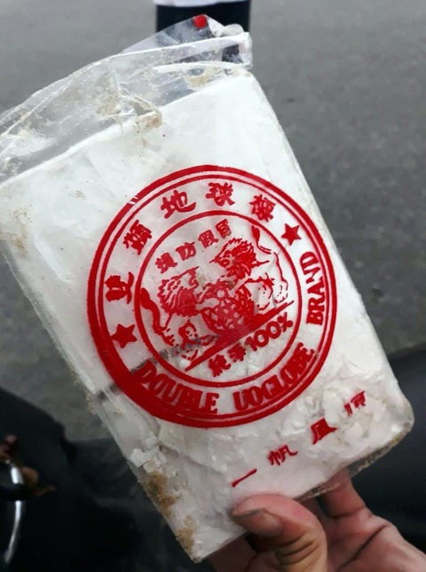 Truy tìm nguồn gốc ma túy dạt vào bờ biển miền Trung - Ảnh 4. Truy tìm nguồn gốc ma túy dạt vào bờ biển miền Trung - Ảnh 4.