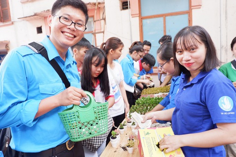 Ngày tình nguyện quốc tế 5-12: Kết nối những trái tim trẻ vì cộng đồng - Ảnh 1. Ngày tình nguyện quốc tế 5-12: Kết nối những trái tim trẻ vì cộng đồng - Ảnh 1.
