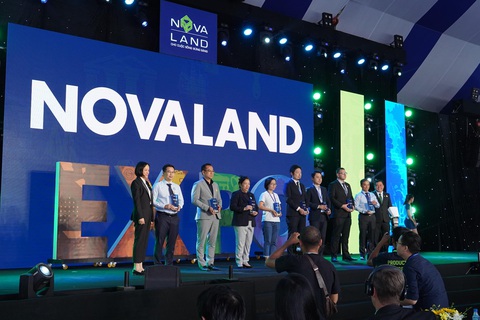 Tưng bừng khai mạc triển lãm BĐS Novaland Expo 12-2019 - Ảnh 3. Tưng bừng khai mạc triển lãm BĐS Novaland Expo 12-2019 - Ảnh 3.