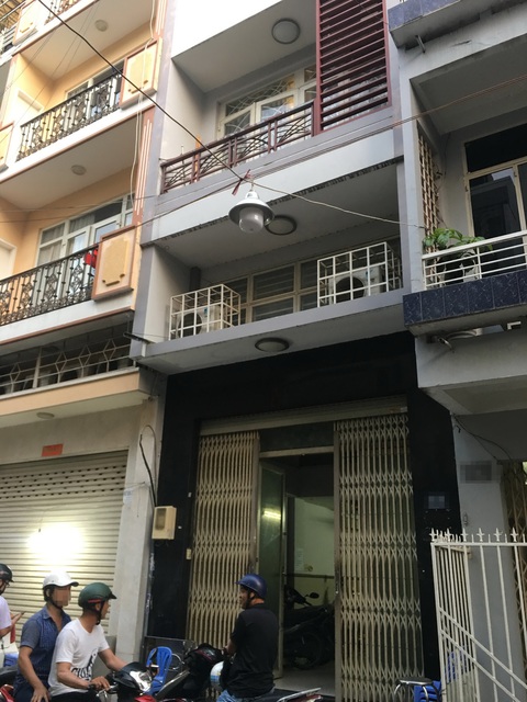 Mang họa vì phẫu thuật thẩm mỹ 5 không - Ảnh 2. Mang họa vì phẫu thuật thẩm mỹ 5 không - Ảnh 2.
