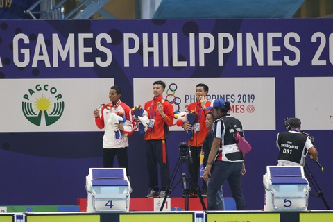 SEA Games ngày 5-12: Bơi lội, đấu kiếm và Pencak Silat đoạt 4 huy chương vàng - Ảnh 4. SEA Games ngày 5-12: Bơi lội, đấu kiếm và Pencak Silat đoạt 4 huy chương vàng - Ảnh 4.