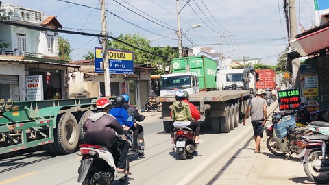 TP.HCM mở rộng đường Nguyễn Duy Trinh để xóa điểm đen tai nạn giao thông - Ảnh 2. TP.HCM mở rộng đường Nguyễn Duy Trinh để xóa điểm đen tai nạn giao thông - Ảnh 2.