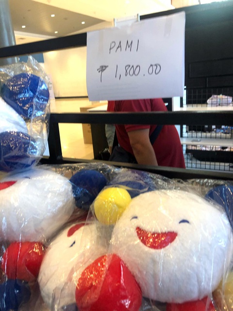 Khó tìm mua linh vật SEA Games 2019 tại Philippines - Ảnh 3. Khó tìm mua linh vật SEA Games 2019 tại Philippines - Ảnh 3.
