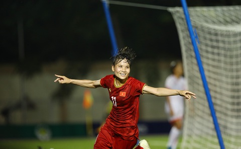 Nữ Việt Nam - Philippines 2-0: Tuyệt vời các cô gái Việt Nam - Ảnh 3. Nữ Việt Nam - Philippines 2-0: Tuyệt vời các cô gái Việt Nam - Ảnh 3.