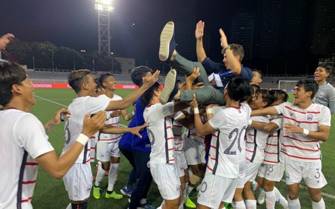 HLV U22 Campuchia dặn dò cầu thủ: Hãy nghĩ về tấm huy chương vàng - Ảnh 1. HLV U22 Campuchia dặn dò cầu thủ: Hãy nghĩ về tấm huy chương vàng - Ảnh 1.