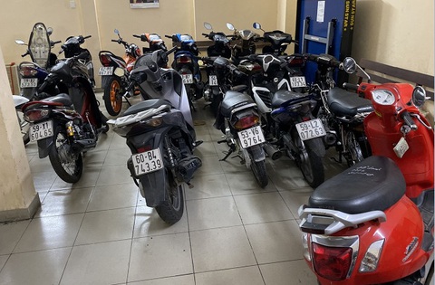 Bắt ‘đội cảnh sát hình sự dỏm’ với hơn 20 vụ cướp táo tợn - Ảnh 3. Bắt ‘đội cảnh sát hình sự dỏm’ với hơn 20 vụ cướp táo tợn - Ảnh 3.