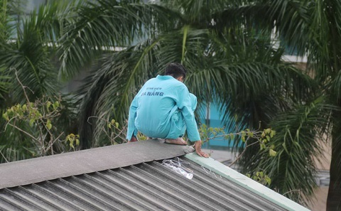 Hoang tưởng do ngáo đá ảnh hưởng nhiều người - Ảnh 1. Hoang tưởng do ngáo đá ảnh hưởng nhiều người - Ảnh 1.