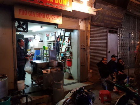 Không gian phở Hà Nội: Biên niên sử phố phường - Ảnh 5. Không gian phở Hà Nội: Biên niên sử phố phường - Ảnh 5.