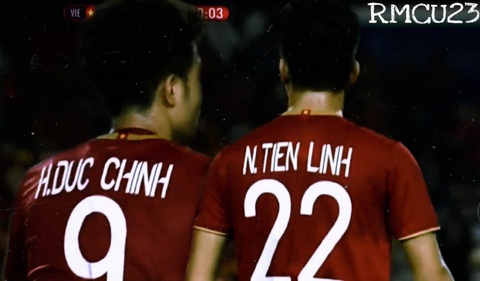 Song sát Tiến Linh - Đức Chinh pressing mạng xã hội - Ảnh 1. Song sát Tiến Linh - Đức Chinh pressing mạng xã hội - Ảnh 1.