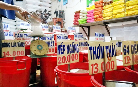 Thái mềm, Thái dẻo, Thái thơm... té ra là gạo Việt trộn - Ảnh 1. Thái mềm, Thái dẻo, Thái thơm... té ra là gạo Việt trộn - Ảnh 1.