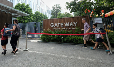 Khởi tố cô giáo chủ nhiệm vụ bé lớp 1 trường Gateway tử vong - Ảnh 1. Khởi tố cô giáo chủ nhiệm vụ bé lớp 1 trường Gateway tử vong - Ảnh 1.