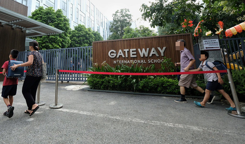 Học sinh trường Gateway chết trên xe đưa đón: vì sao chỉ một cô giáo bị đề nghị truy tố? - Ảnh 2. Học sinh trường Gateway chết trên xe đưa đón: vì sao chỉ một cô giáo bị đề nghị truy tố? - Ảnh 2.
