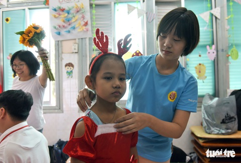 Hàng chục chiến binh, siêu anh hùng... xuất hiện trong bệnh viện - Ảnh 12. Hàng chục chiến binh, siêu anh hùng... xuất hiện trong bệnh viện - Ảnh 12.