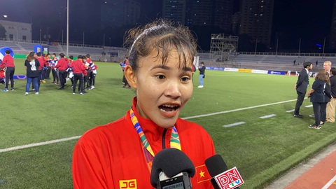 Trung vệ Chương Thị Kiều: Giờ bắp đùi tôi vẫn còn đau lắm - Ảnh 1. Trung vệ Chương Thị Kiều: Giờ bắp đùi tôi vẫn còn đau lắm - Ảnh 1.