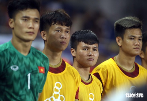 Quang Hải làm gì trong trận thắng U22 Campuchia 4-0? - Ảnh 1. Quang Hải làm gì trong trận thắng U22 Campuchia 4-0? - Ảnh 1.
