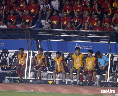 Quang Hải làm gì trong trận thắng U22 Campuchia 4-0? - Ảnh 4. Quang Hải làm gì trong trận thắng U22 Campuchia 4-0? - Ảnh 4.