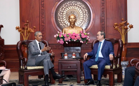 Bí thư Thành ủy Nguyễn Thiện Nhân tiếp xã giao cựu Tổng thống Mỹ Obama - Ảnh 3. Bí thư Thành ủy Nguyễn Thiện Nhân tiếp xã giao cựu Tổng thống Mỹ Obama - Ảnh 3.
