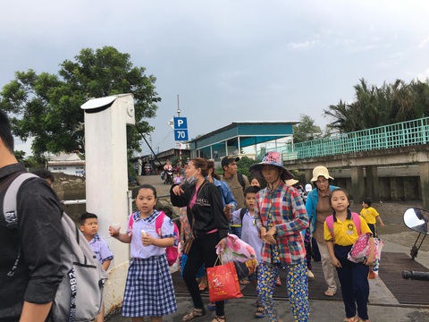 Xâm hại trẻ em: Đã khởi tố 52 vụ với 44 bị can - Ảnh 2. Xâm hại trẻ em: Đã khởi tố 52 vụ với 44 bị can - Ảnh 2.