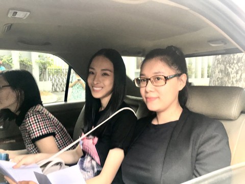 Phương Nga gửi đơn tố cáo Cao Toàn Mỹ vu khống - Ảnh 1. Phương Nga gửi đơn tố cáo Cao Toàn Mỹ vu khống - Ảnh 1.