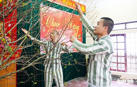 Phạm nhân tự nấu bữa cơm tất niên đặc biệt của mình - Ảnh 3. Phạm nhân tự nấu bữa cơm tất niên đặc biệt của mình - Ảnh 3.