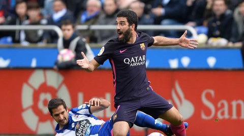 Ngôi sao bóng đá Barcelona đối mặt 12 năm tù - Ảnh 1. Ngôi sao bóng đá Barcelona đối mặt 12 năm tù - Ảnh 1.