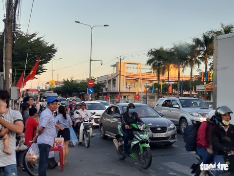 Đường từ miền Tây về TP.HCM: đã giảm nhiệt chút ít - Ảnh 1. Đường từ miền Tây về TP.HCM: đã giảm nhiệt chút ít - Ảnh 1.