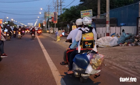 Lên lại Sài Gòn với trĩu nặng quà quê - Ảnh 6. Lên lại Sài Gòn với trĩu nặng quà quê - Ảnh 6.