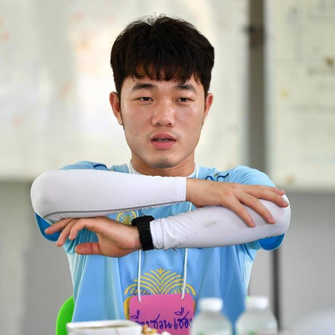 Xem Xuân Trường tập luyện kiểu nhà binh cùng Buriram - Ảnh 6. Xem Xuân Trường tập luyện kiểu nhà binh cùng Buriram - Ảnh 6.